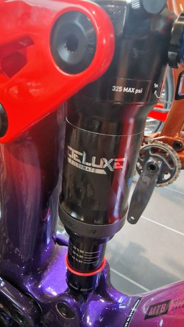 Trek Top Fuel 9.8 XT 2022 2022 Mountainbike usato, Arancione — immagine 6 di 6