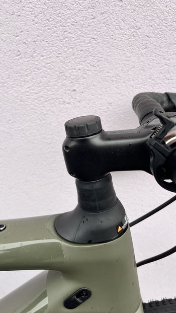 Used Specialized Diverge Comp Carbon 2024 2024 Road & Gravel, Grün — image 6 of 8