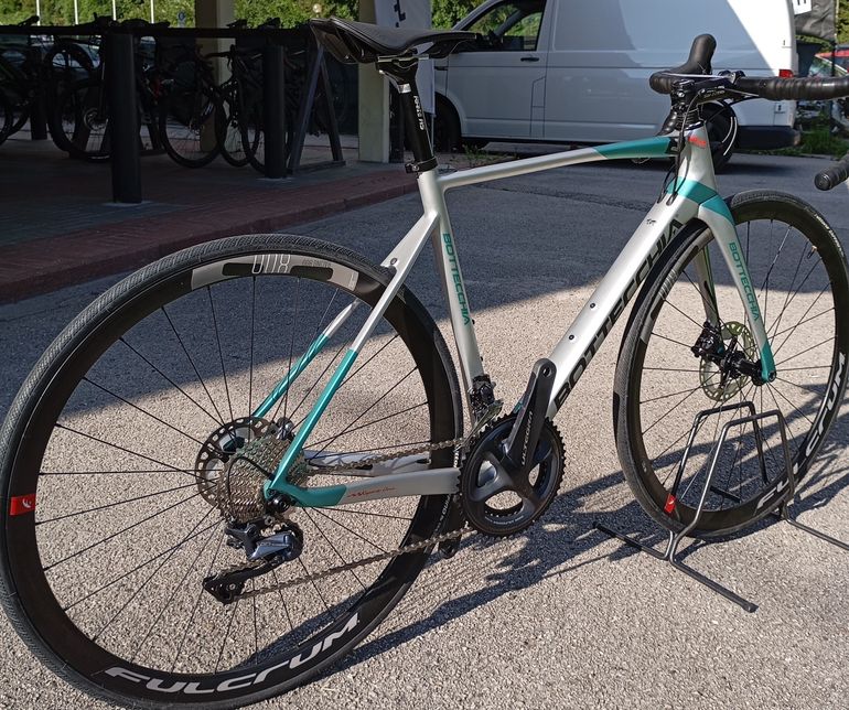 Used Bottecchia 8Avio Revo Sram Force Disk 2021 Road & Gravel, Light Gray — image 2 of 4