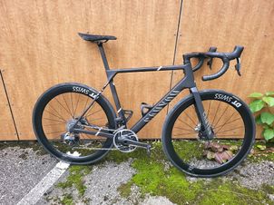 Canyon - Ultimate CFR eTap 2024, 2024