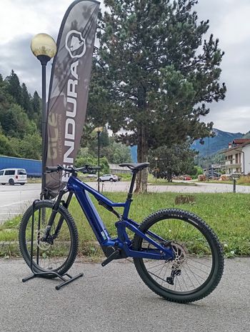 Flyer Uproc Shimano Deore 2023 Mountainbike usato, Blu — immagine 6 di 6