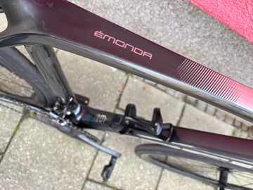 Gebrauchtes Trek Émonda SL 6 Disc 2022 2022 Road & Gravel, Hellgrau — Bild 4 von 5
