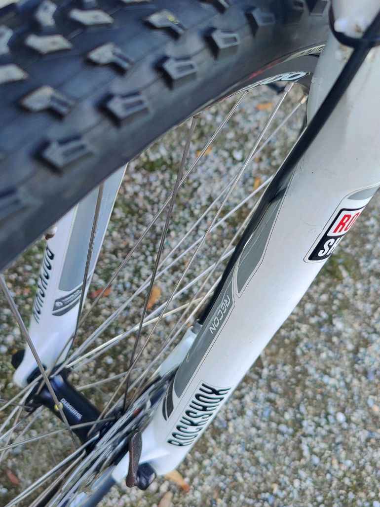 Used Wilier 505 xn 2013 Mountainbike, Bianco — image 14 of 17