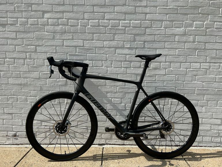 Used Giant TCR Advanced SL 0 Disc 2021 2021 Road & Gravel, Black — image 2 of 4