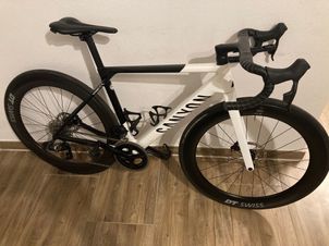 Canyon - Ultimate CF SL 8 Disc Aero AXS Etap, 2023