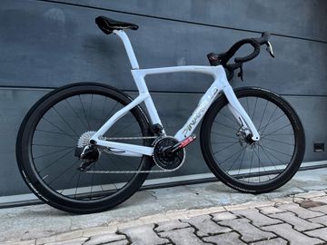 Used Pinarello Dogma F Crystal White 2024 Road & Gravel, White — image 12 of 14