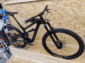 Used Cannondale Habit Carbon 3 2019 Mountainbike — image 4 of 8