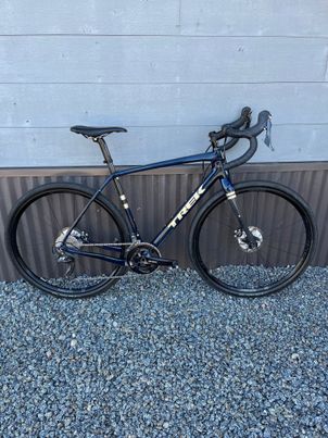 Trek - Checkpoint SL 6 2021, 2021