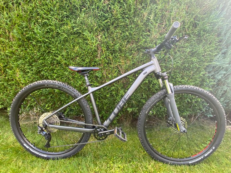 Used CUBE AIM, EX 2022 2022 Mountainbike, Black, 27.5, 29 — image 1 of 6
