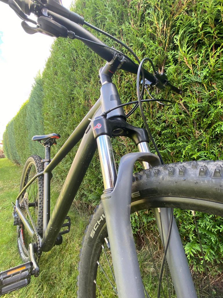 Used CUBE AIM, EX 2022 2022 Mountainbike, Black, 27.5, 29 — image 4 of 6