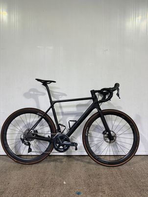 Canyon - Ultimate CF SL 8 Disc 2021, 2021