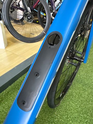 Used BMC Roadmachine TWO 2024 2024 Road & Gravel, Blue — image 5 of 9
