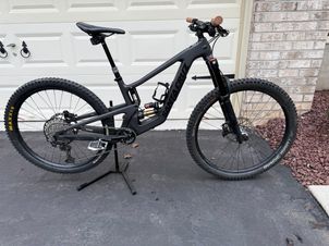 Santa Cruz - Custom Built XT/I9 Hydra/Wireless Dropper, 2023