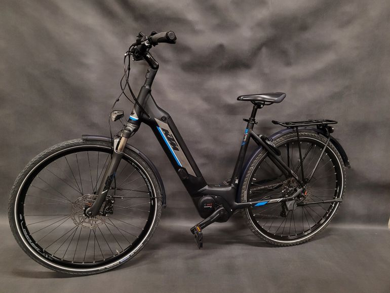 Used KTM Macina Ultimate 2 2019 Mountainbike — image 1 of 8