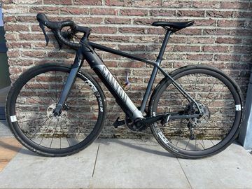 Used Canyon Endurace:ON 7 2022 2022 Road & Gravel, Black — image 2 of 7