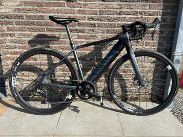Used Canyon Endurace:ON 7 2022 2022 Road & Gravel, Black — image 1 of 7