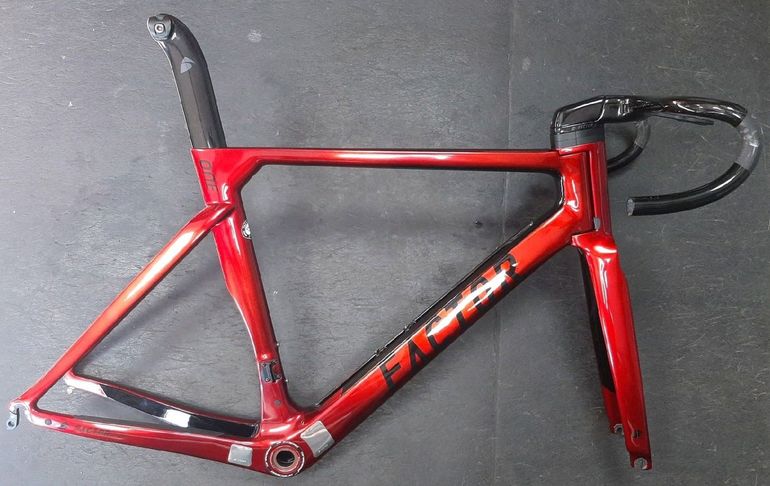 Used Factor Factor One 2020 Road & Gravel, Rosso — image 1 of 9