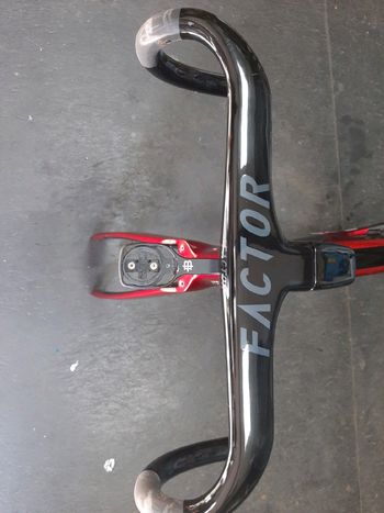 Used Factor Factor One 2020 Road & Gravel, Rosso — image 6 of 9