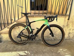 Pinarello - GREVIL F7 - SHIMANO GRX 820 2023, 2023