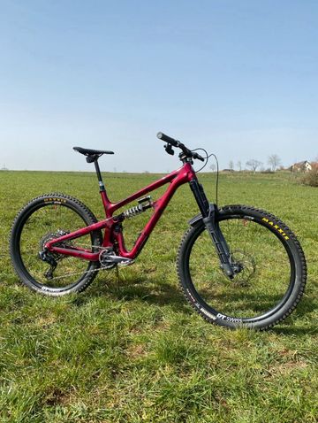 Used Yeti SB150 T1 2023 2023 Mountainbike, Red, 29 — image 4 of 4