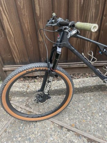 Used Rocky Mountain Element Carbon 70 2022 2022 Mountainbike, Black, 27.5, 29 — image 6 of 6
