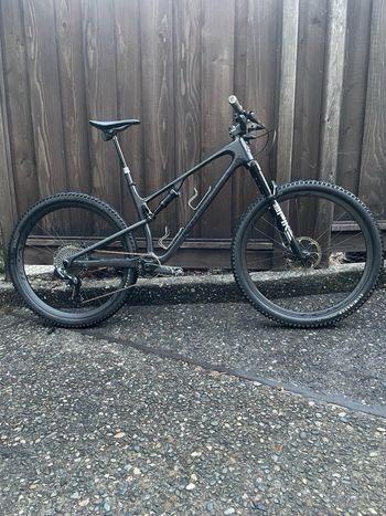 Used Rocky Mountain Element Carbon 70 2022 2022 Mountainbike, Black, 27.5, 29 — image 1 of 6