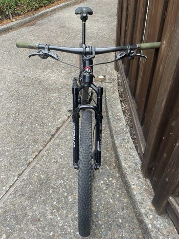 Used Rocky Mountain Element Carbon 70 2022 2022 Mountainbike, Black, 27.5, 29 — image 2 of 6