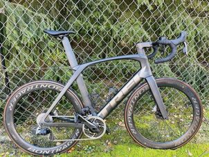 Trek - Madone SLR 9 Disc eTap 2020, 2020