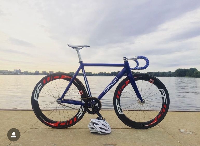 Aventon track bike sale