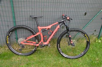 Gebrauchtes Orbea OIZ M30 2022 2022 Mountainbike, Rot — Bild 4 von 4
