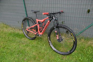 Used Orbea OIZ M30 2022 2022 Mountainbike, Red — image 2 of 4