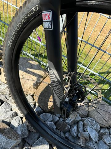 Used Specialized Rhyme FSR Comp 650b 2017 Mountainbike, Black — image 6 of 7