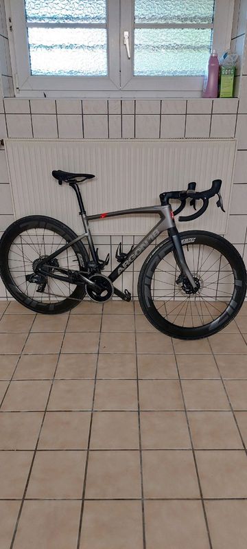Gebrauchtes Argon 18 Krypton Pro SRAM Force eTap AXS 2022 2022 Road & Gravel, Hellgrau — Bild 1 von 11