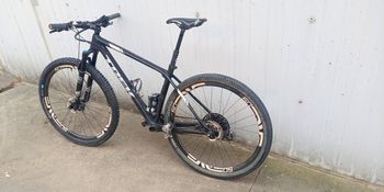 Used Trek Procaliber 9.7 SL 2017 2017 Mountainbike, Black, 27.5 — image 4 of 4