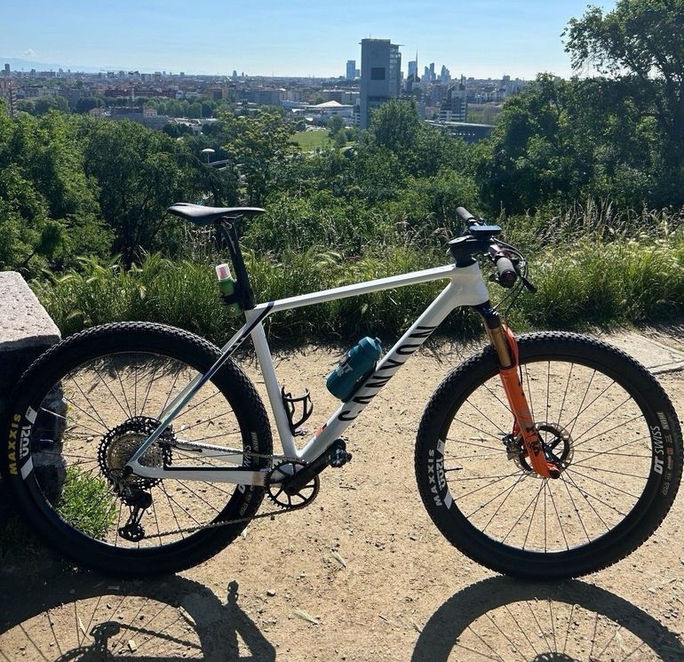 Used Canyon Exceed CFR Team 2023 2023 Mountainbike, Bianco — image 1 of 5