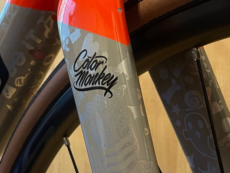 Used Specialized Tarmac SL6 Disc Comp - Ultegra Di2 2020 Road & Gravel — image 7 of 20