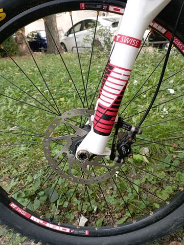 Gebrauchtes CUBE ams 130 race 2013 Mountainbike, Rot — Bild 9 von 14
