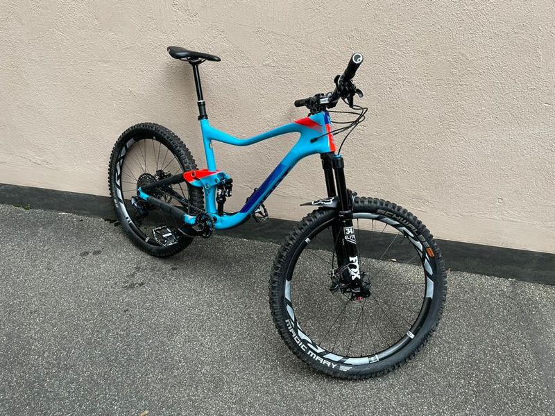 Tweedehands Giant Trance Advanced 1 27, 5" 2018 MTB