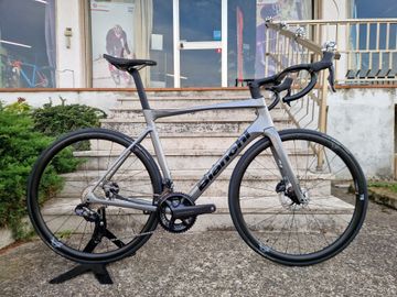 Brugt Bianchi Specialissima COMP Ultegra Di2 2024 2024 Road & Gravel — billede 1 af 4