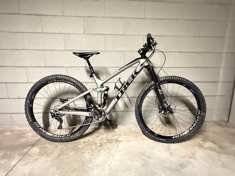 Używany Trek Fuel EX 9.8 29 2017 2017 Mountainbike — zdjęcie 2 z 8