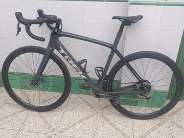 Gebrauchtes Trek Domane SL 7 eTap 2022 2022 Road & Gravel, Hellgrau — Bild 4 von 8