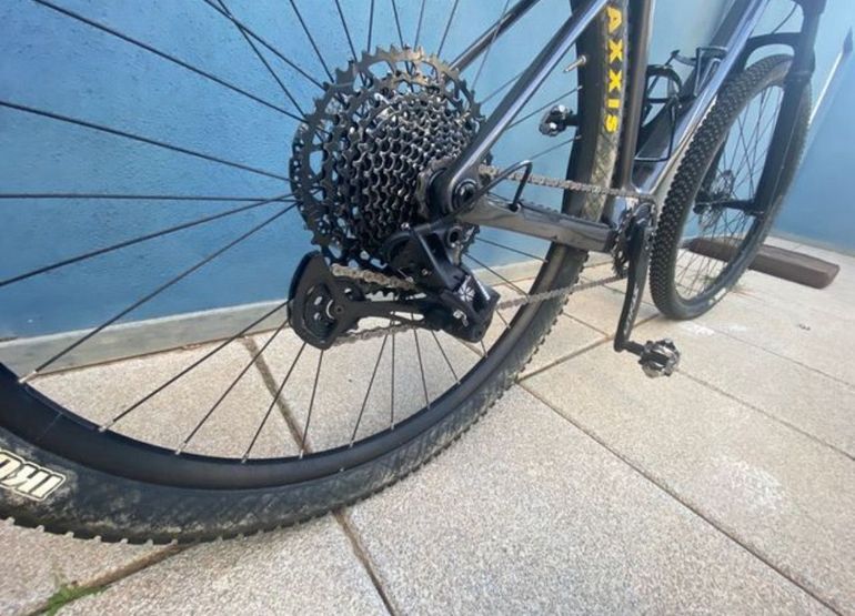 Used Orbea ALMA M50 EAGLE 2022 2022 Mountainbike, Black, 29 — image 6 of 8