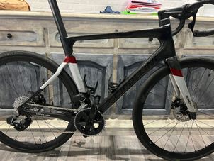 Cipollini - BOND EVO O30DP SRAM RIVAL E-TAP AXS, 2024