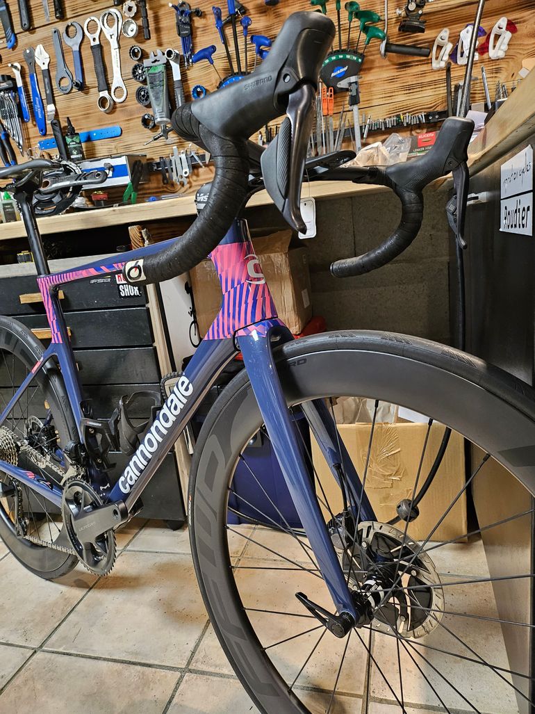 Used Cannondale SuperSix EVO Hi-MOD 2 EF team pro 2021 Road & Gravel, Violett — image 3 of 7