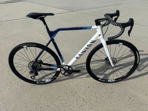 Canyon - Inflite CF SLX 9 Team, 2023