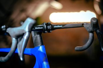 Used Cannondale SuperSix EVO Hi-MOD Disc Ultegra Di2 2023 Road & Gravel, Blue — image 4 of 6