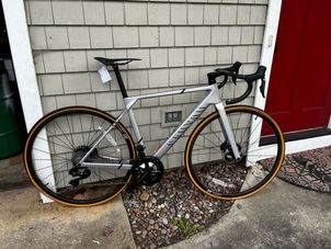 Canyon - Ultimate CFR eTap 2024, 2024