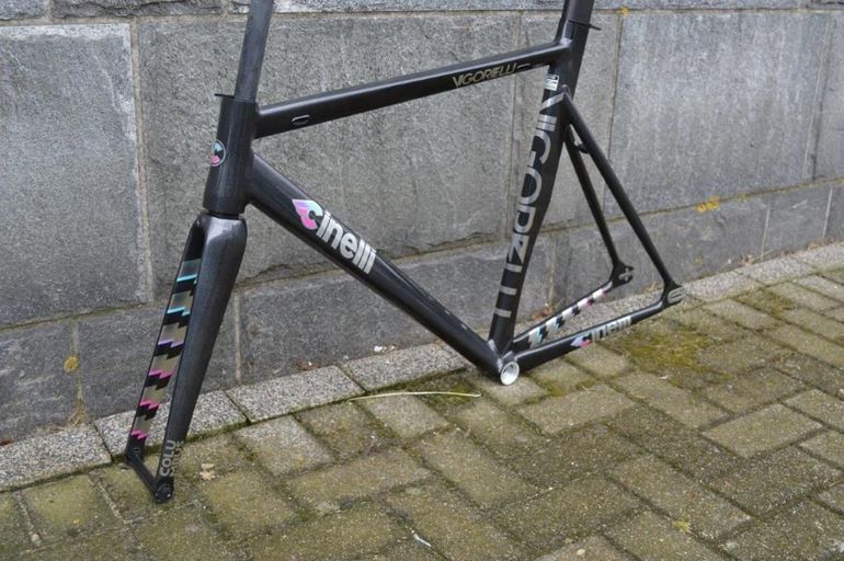 Used Cinelli VIGORELLI - TRACK ALU FRAME SET 2023 2023 Road & Gravel, Black — image 2 of 21