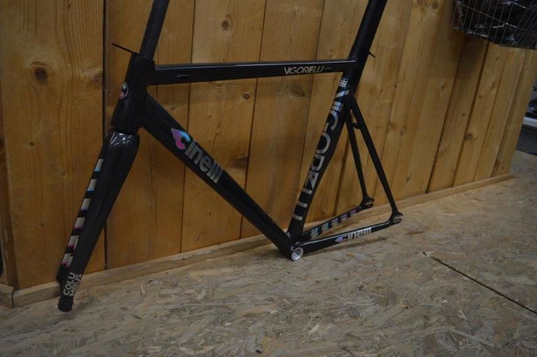 Used Cinelli VIGORELLI - TRACK ALU FRAME SET 2023 2023 Road & Gravel, Black — image 20 of 21