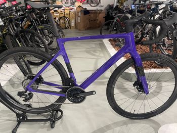 Used Scott Addict Gravel 10 2024 2024 Road & Gravel